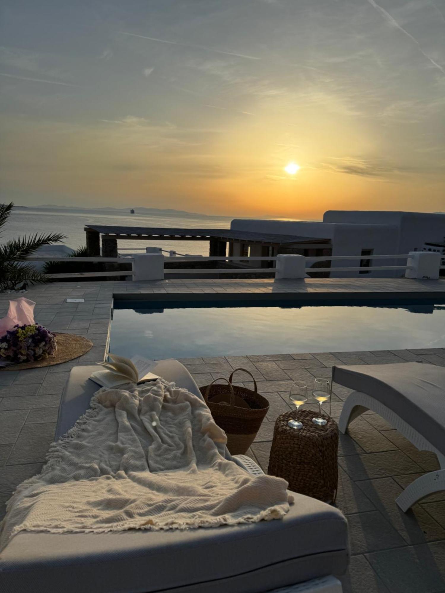 With-Inn Mykonos Suites Турлос Екстер'єр фото