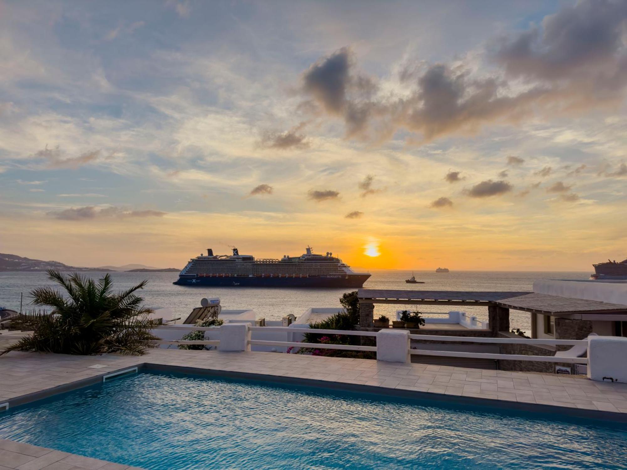 With-Inn Mykonos Suites Турлос Екстер'єр фото