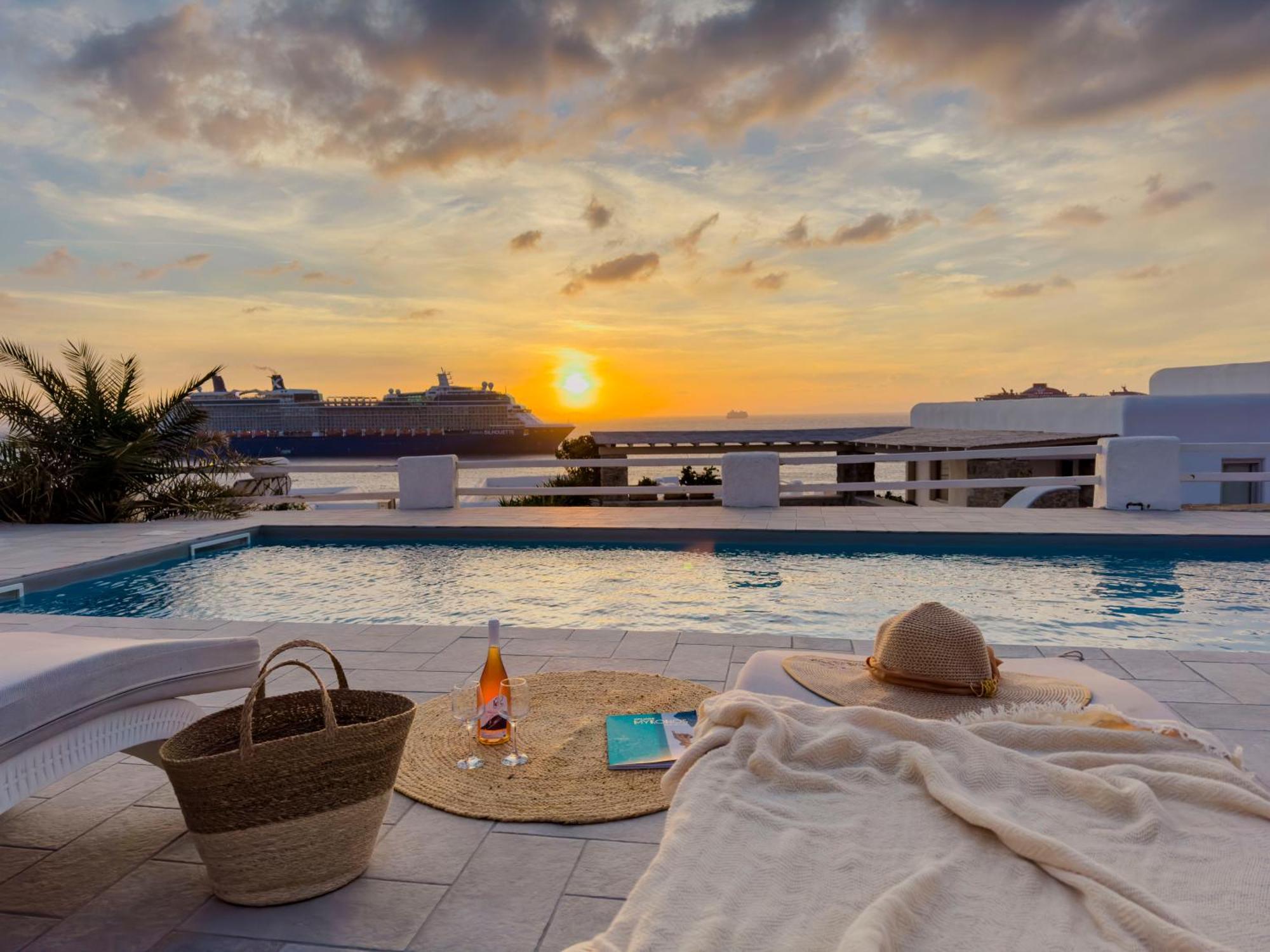 With-Inn Mykonos Suites Турлос Екстер'єр фото